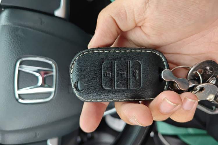 Used Honda Crider 2019 180 Turbo CVT Luxury Edition China VI Emission Standard Vehicle Key