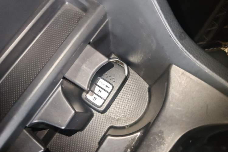 Used Honda Crider 2019 180 Turbo CVT Luxury Edition China VI Emission Standard Vehicle Key