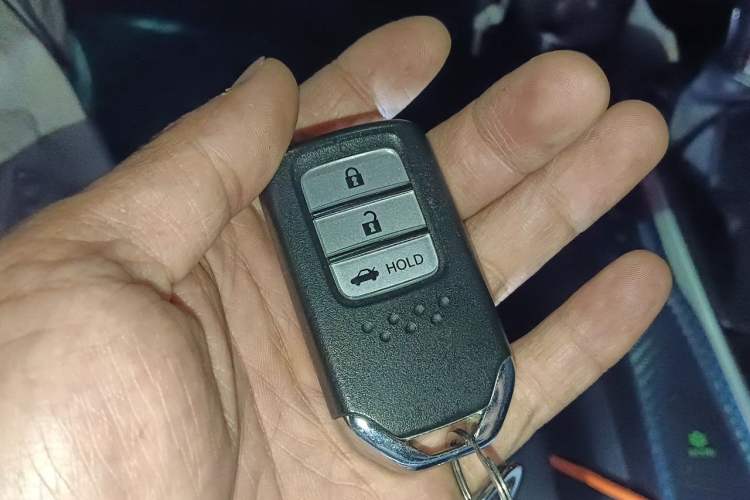 Used Honda Crider 2019 180 Turbo CVT Leading Edition China VI Vehicle Key