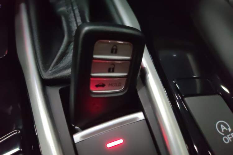 Used Honda Crider 2019 180 Turbo CVT Leading Edition China VI Vehicle Key