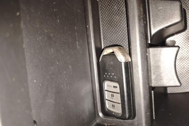 Used Honda Crider 2019 180 Turbo CVT Comfort Version China VI Vehicle Key