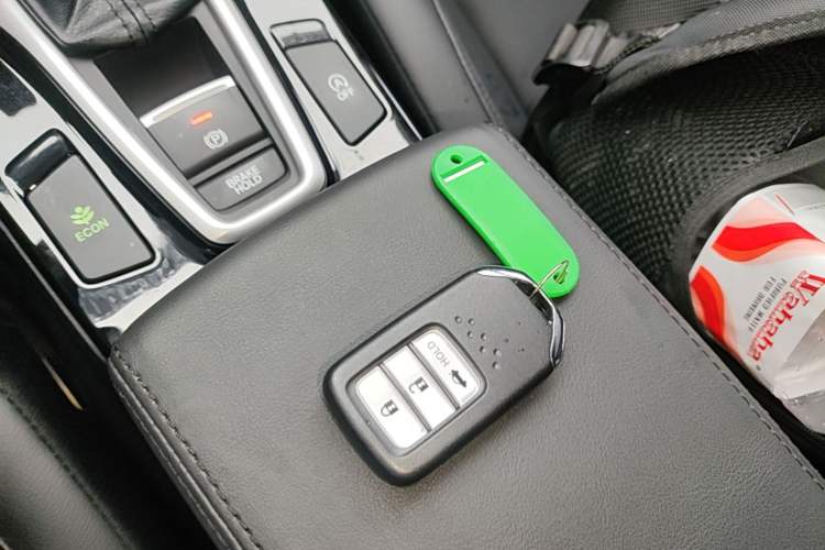 Used Honda Crider 2019 180 Turbo CVT Luxury Edition China VI Emission Standard Vehicle Key