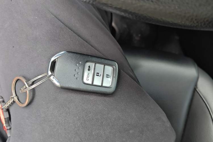 Used Honda Crider 2019 180 Turbo CVT Luxury Edition China VI Emission Standard Vehicle Key