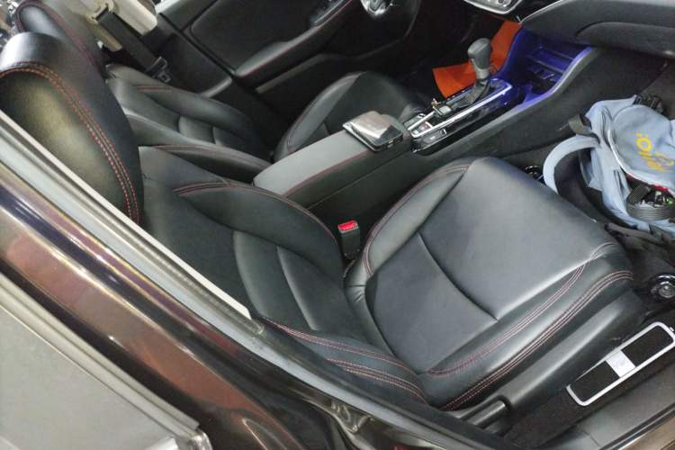 Used Honda Crider 2019 180 Turbo CVT Comfort Edition China V Right Front Seat