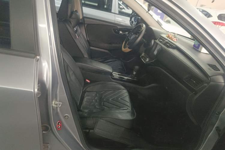 Used Honda Crider 2019 180 Turbo CVT Comfort Version China VI Right Front Seat