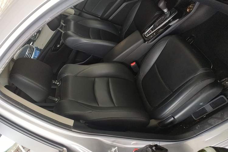 Used Honda Crider 2019 180 Turbo CVT Luxury Edition China V Right Front Seat