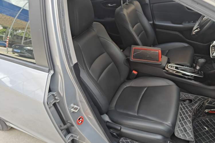 Used Honda Crider 2019 180 Turbo CVT Leading Edition China VI Right Front Seat