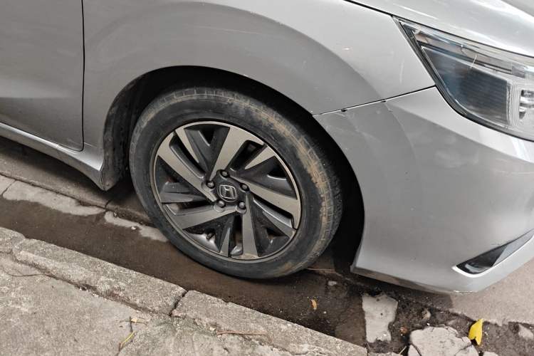 Used Honda Crider 2019 180 Turbo CVT Comfort Version China VI Right Front Wheel Hub