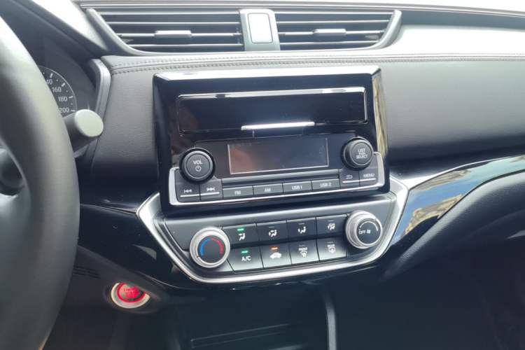 Used Honda Crider 2019 180 Turbo CVT Comfort Version China VI Audio And AC Panel