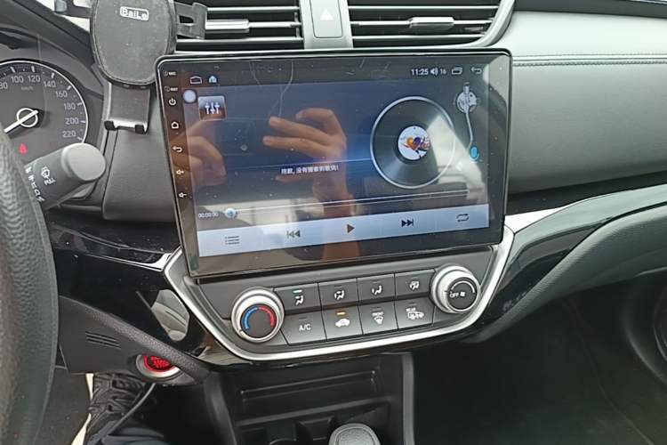 Used Honda Crider 2019 180 Turbo CVT Luxury Edition China VI Emission Standard Audio And AC Panel