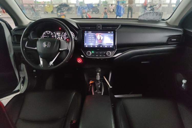 Used Honda Crider 2019 180 Turbo CVT Luxury Edition China VI Emission Standard Center Console