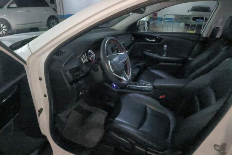 Used Honda Crider 2019 180 Turbo CVT Luxury Edition China V Driver Seat