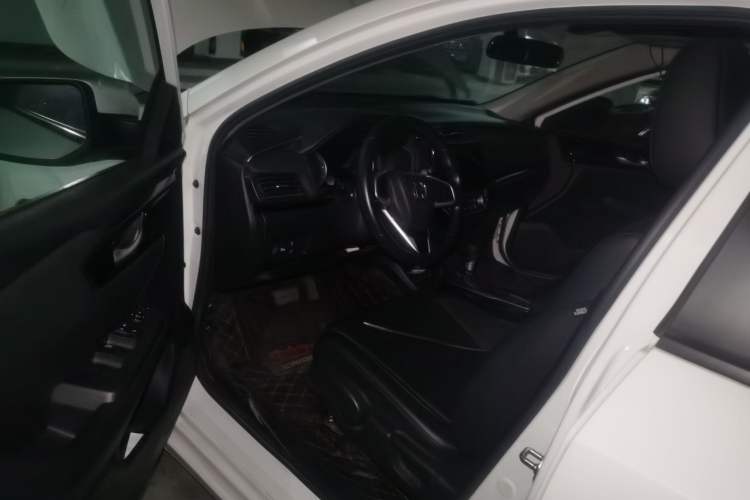 Used Honda Crider 2019 180 Turbo CVT Luxury Edition China VI Emission Standard Driver Seat