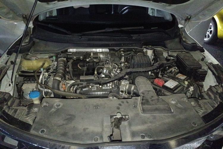 Used Honda Crider 2019 180 Turbo CVT Luxury Edition China V Engine Bay