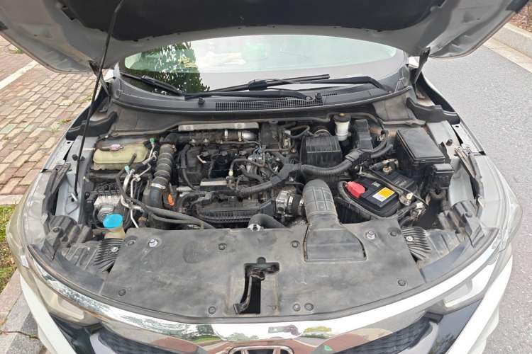 Used Honda Crider 2019 180 Turbo CVT Luxury Edition China V Engine Bay
