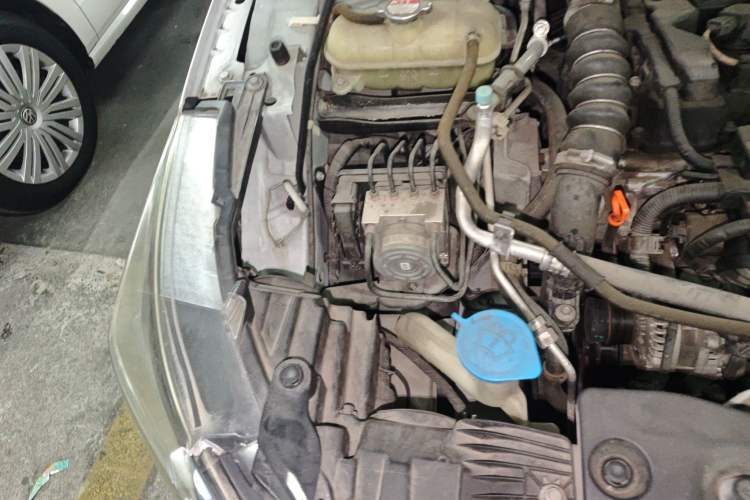Used Honda Crider 2019 180 Turbo CVT Luxury Edition China V Engine Bay Right