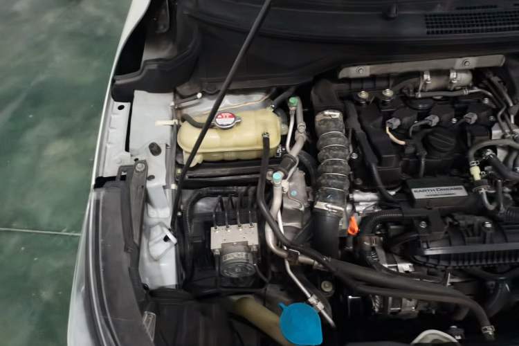 Used Honda Crider 2019 180 Turbo CVT Luxury Edition China VI Emission Standard Engine Bay Right