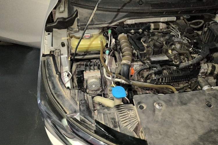 Used Honda Crider 2019 180 Turbo CVT Luxury Edition China V Engine Bay Right