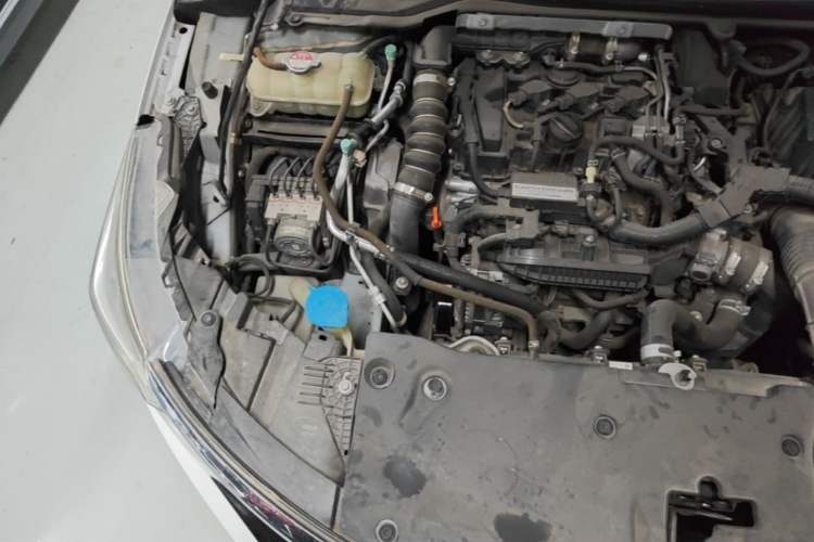 Used Honda Crider 2019 180 Turbo CVT Leading Edition China V Engine Bay Right