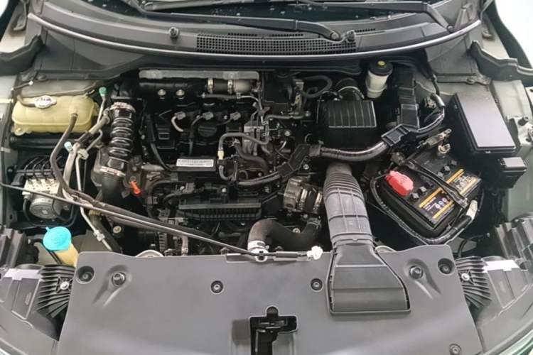Used Honda Crider 2019 180 Turbo CVT Luxury Edition China VI Emission Standard Engine Bay