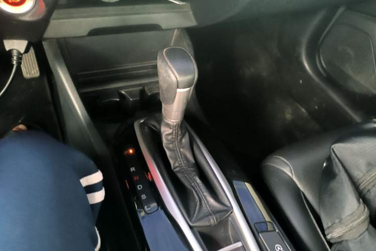 Used Honda Crider 2019 180 Turbo CVT Luxury Edition China VI Emission Standard Gear Lever