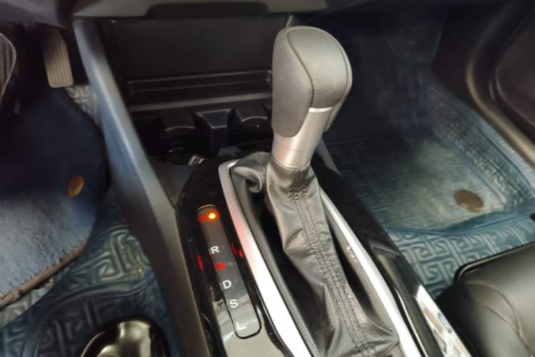 Used Honda Crider 2019 180 Turbo CVT Luxury Edition China VI Emission Standard Gear Lever