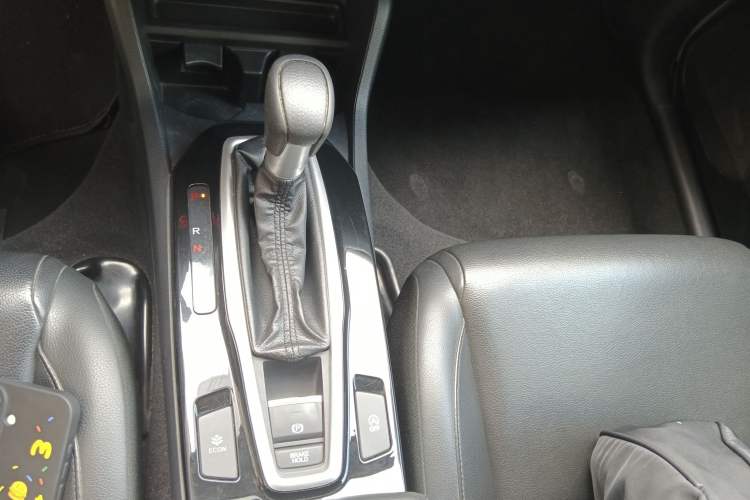 Used Honda Crider 2019 180 Turbo CVT Luxury Edition China V Gear Lever