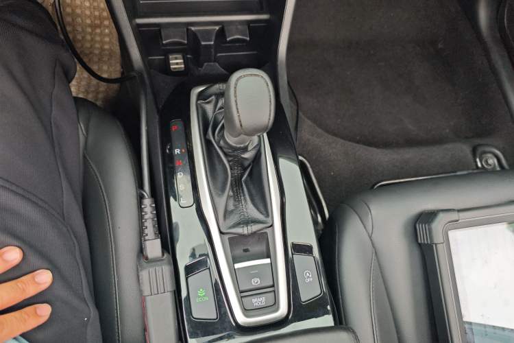 Used Honda Crider 2019 180 Turbo CVT Luxury Edition China VI Emission Standard Gear Lever