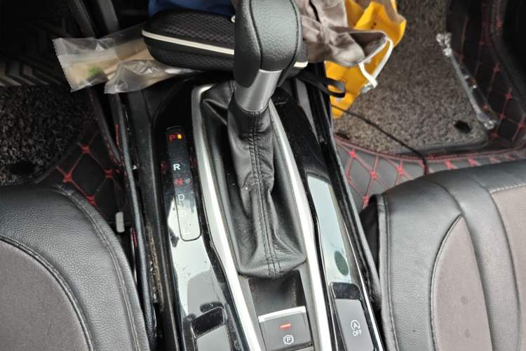 Used Honda Crider 2019 180 Turbo CVT Comfort Version China VI Gear Lever