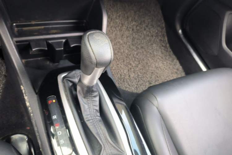 Used Honda Crider 2019 180 Turbo CVT Luxury Edition China VI Emission Standard Gear Lever