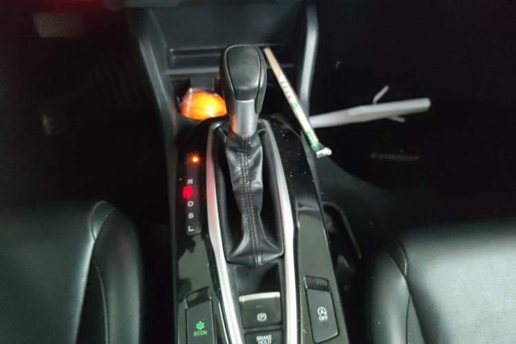 Used Honda Crider 2019 180 Turbo CVT Luxury Edition China VI Emission Standard Gear Lever