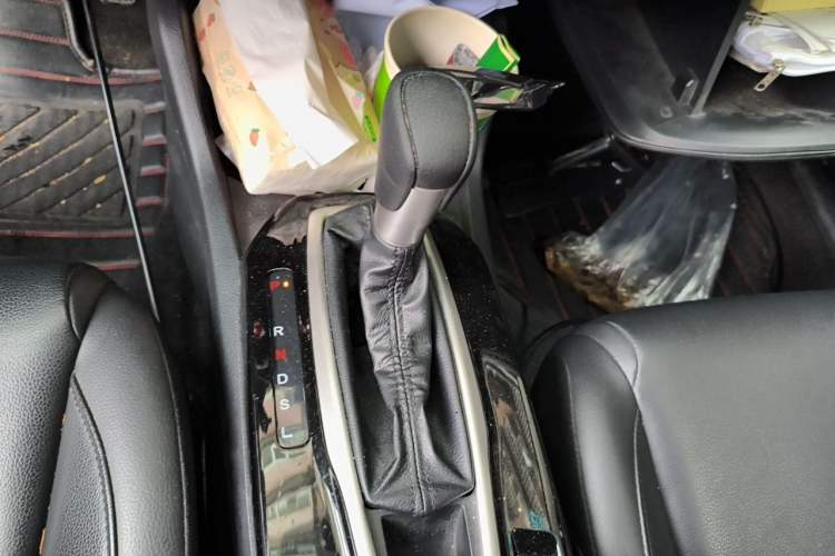 Used Honda Crider 2019 180 Turbo CVT Luxury Edition China VI Emission Standard Gear Lever