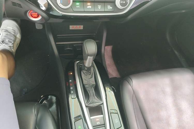 Used Honda Crider 2019 180 Turbo CVT Luxury Edition China VI Emission Standard Gear Lever