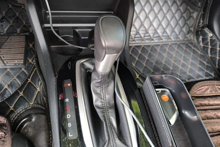 Used Honda Crider 2019 180 Turbo CVT Flagship Edition China VI Gear Lever