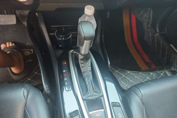 Used Honda Crider 2019 180 Turbo CVT Luxury Edition China V Gear Lever