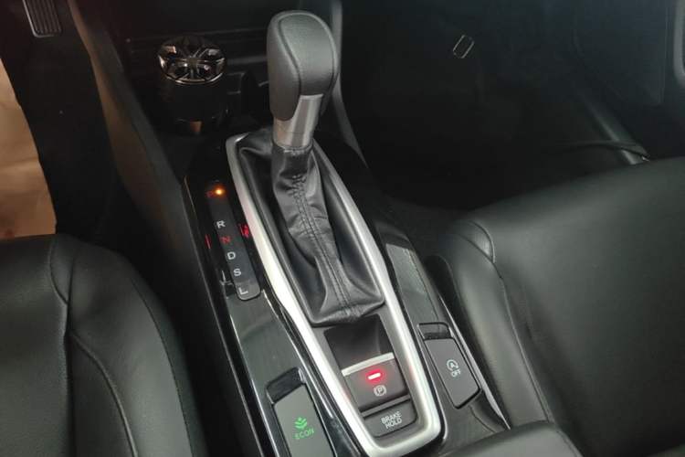 Used Honda Crider 2019 180 Turbo CVT Luxury Edition China VI Emission Standard Gear Lever