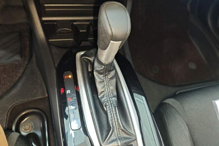 Used Honda Crider 2019 180 Turbo CVT Comfort Version China VI Gear Lever