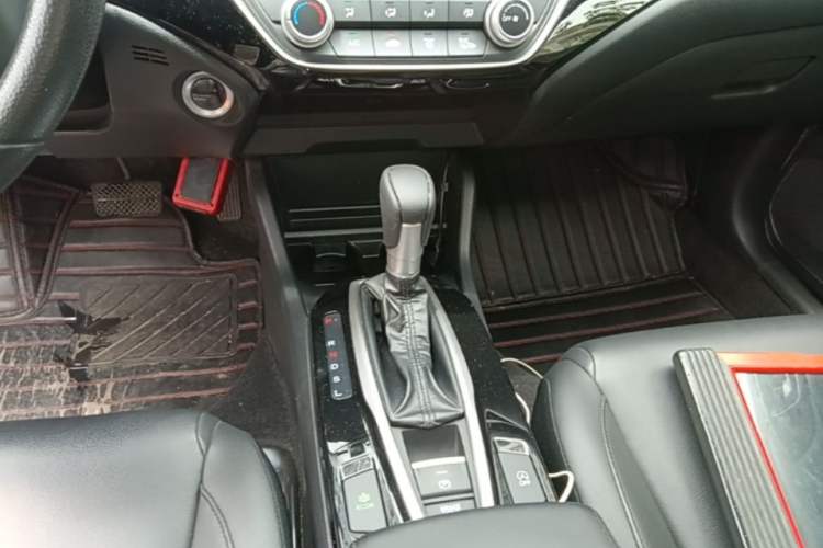 Used Honda Crider 2019 180 Turbo CVT Luxury Edition China V Gear Lever