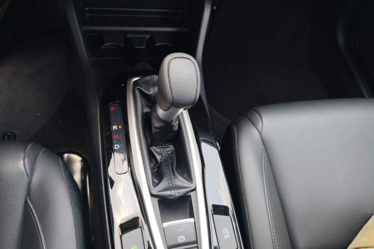 Used Honda Crider 2019 180 Turbo CVT Luxury Edition China VI Emission Standard Gear Lever