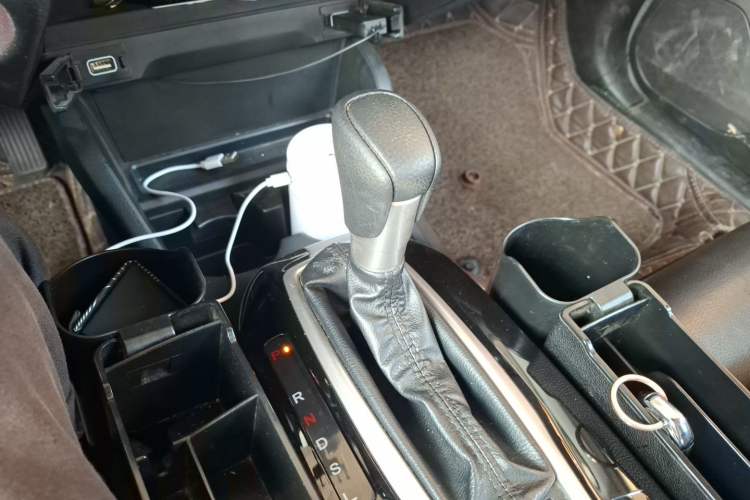 Used Honda Crider 2019 180 Turbo CVT Leading Edition China VI Gear Lever
