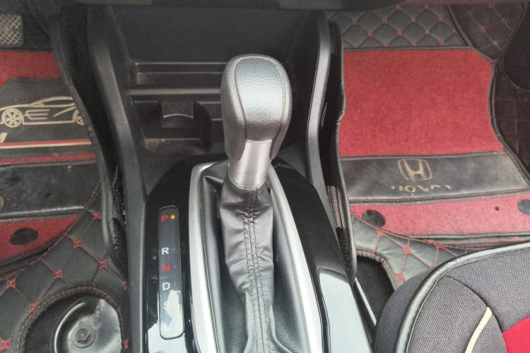Used Honda Crider 2019 180 Turbo CVT Luxury Edition China VI Emission Standard Gear Lever