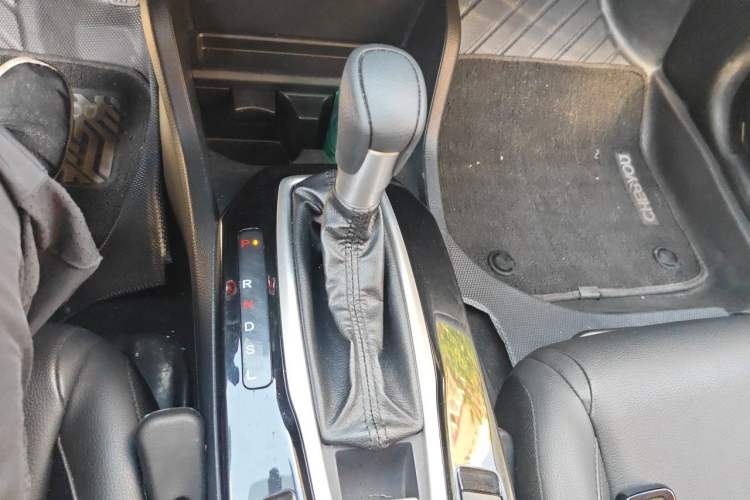 Used Honda Crider 2019 180 Turbo CVT Luxury Edition China VI Emission Standard Gear Lever