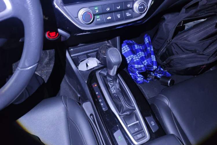 Used Honda Crider 2019 180 Turbo CVT Luxury Edition China VI Emission Standard Gear Lever
