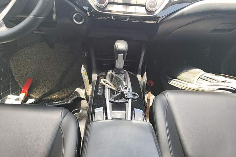Used Honda Crider 2019 180 Turbo CVT Luxury Edition China VI Emission Standard Gear Lever