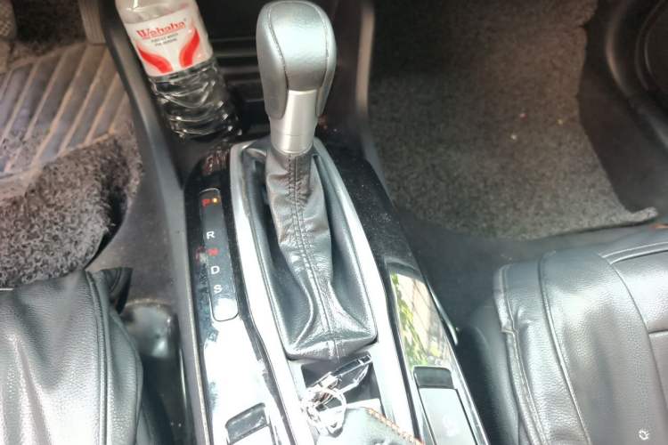 Used Honda Crider 2019 180 Turbo CVT Luxury Edition China VI Emission Standard Gear Lever