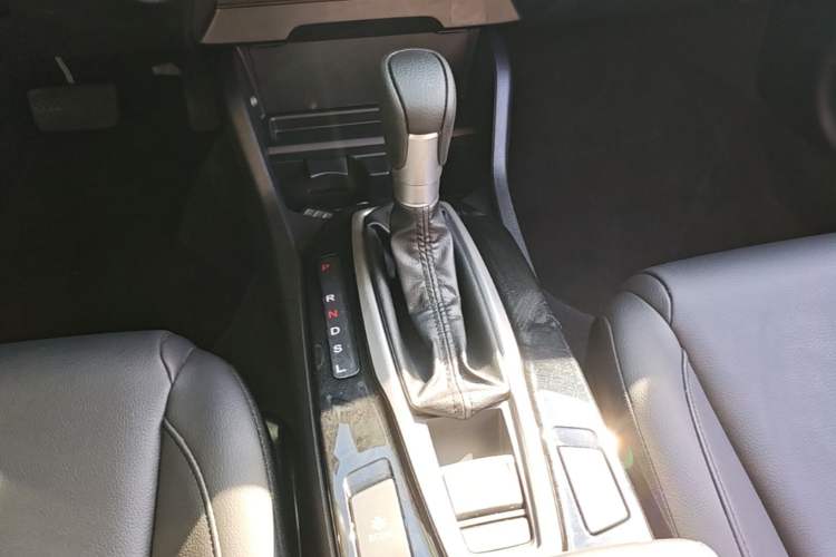 Used Honda Crider 2019 180 Turbo CVT Luxury Edition China VI Emission Standard Gear Lever