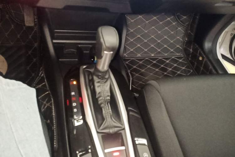Used Honda Crider 2019 180 Turbo CVT Comfort Version China VI Gear Lever
