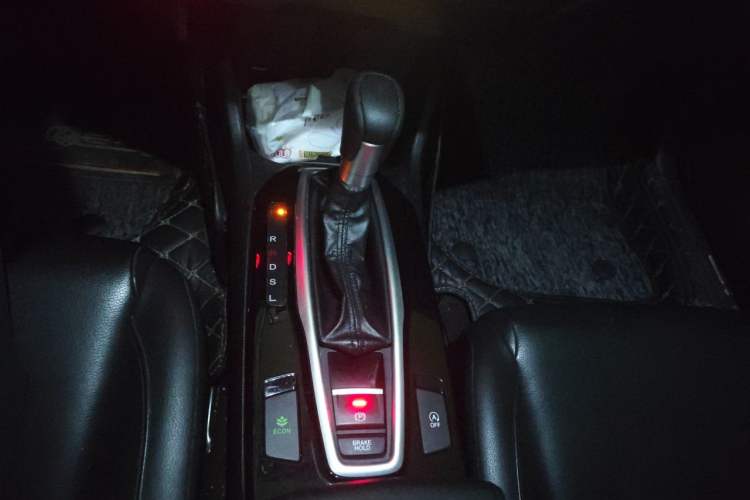 Used Honda Crider 2019 180 Turbo CVT Luxury Edition China VI Emission Standard Gear Lever