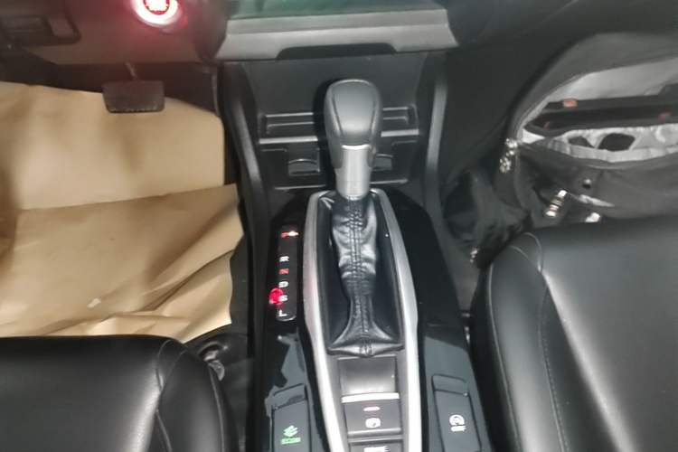 Used Honda Crider 2019 180 Turbo CVT Luxury Edition China VI Emission Standard Gear Lever