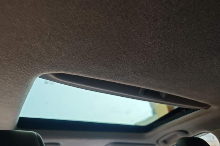 Used Honda Crider 2019 180 Turbo CVT Luxury Edition China VI Emission Standard Headliner